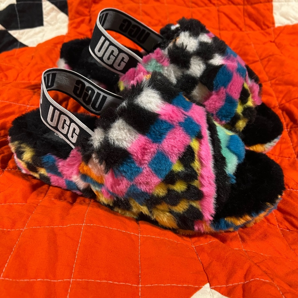 UGG Fluff Yeah Women’s 8 slipper